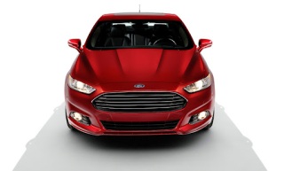 Ford usagé : fusion 2013 le davant, à montréal ici en fin 2012