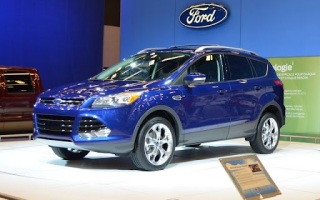 Concessionnairres:Une belle Ford Escape 2013 en Bleu